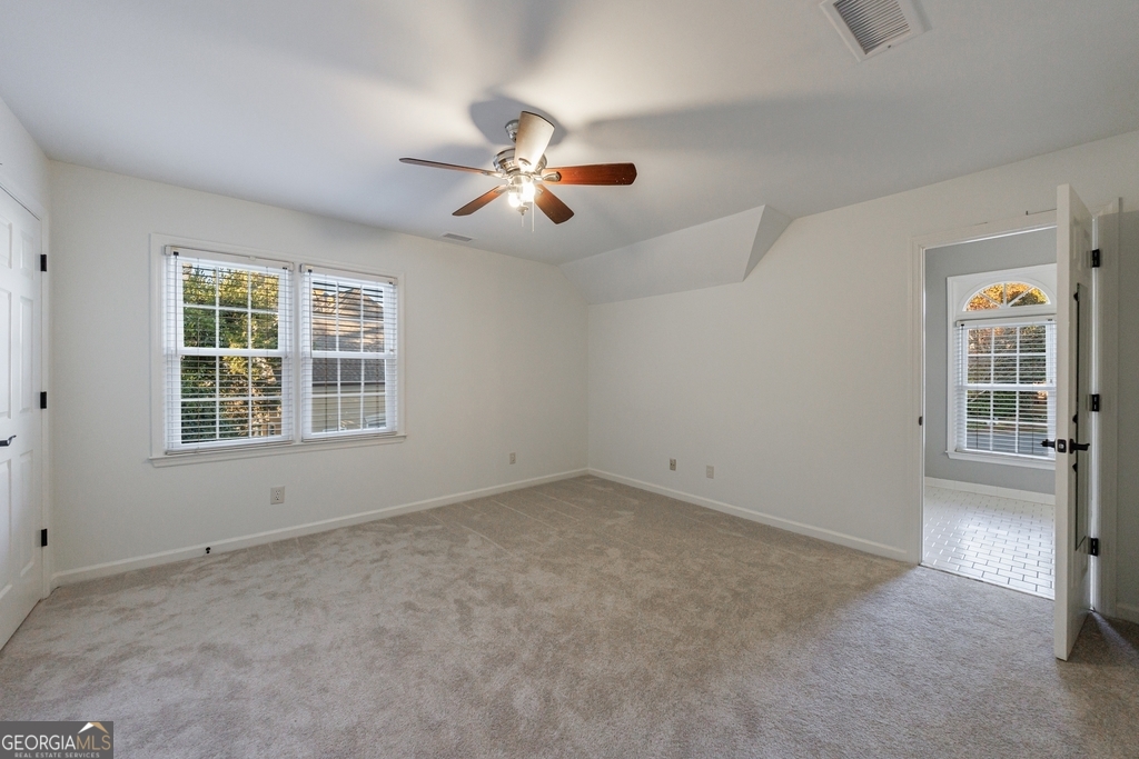 Sentinel Lake - Residential