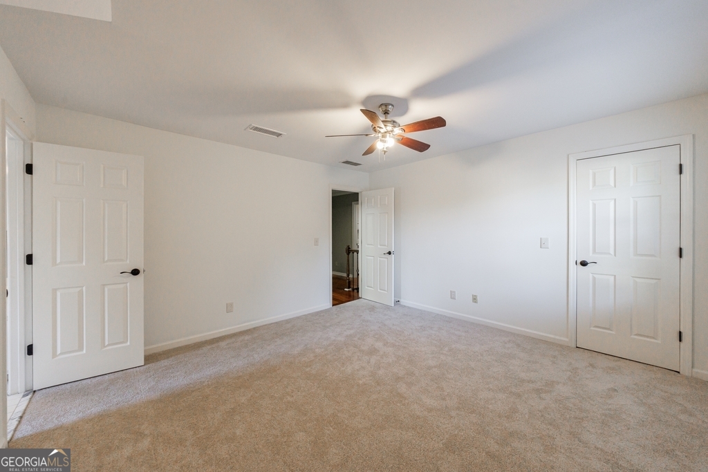 Sentinel Lake - Residential