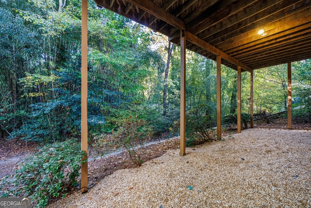 Sentinel Lake - Residential