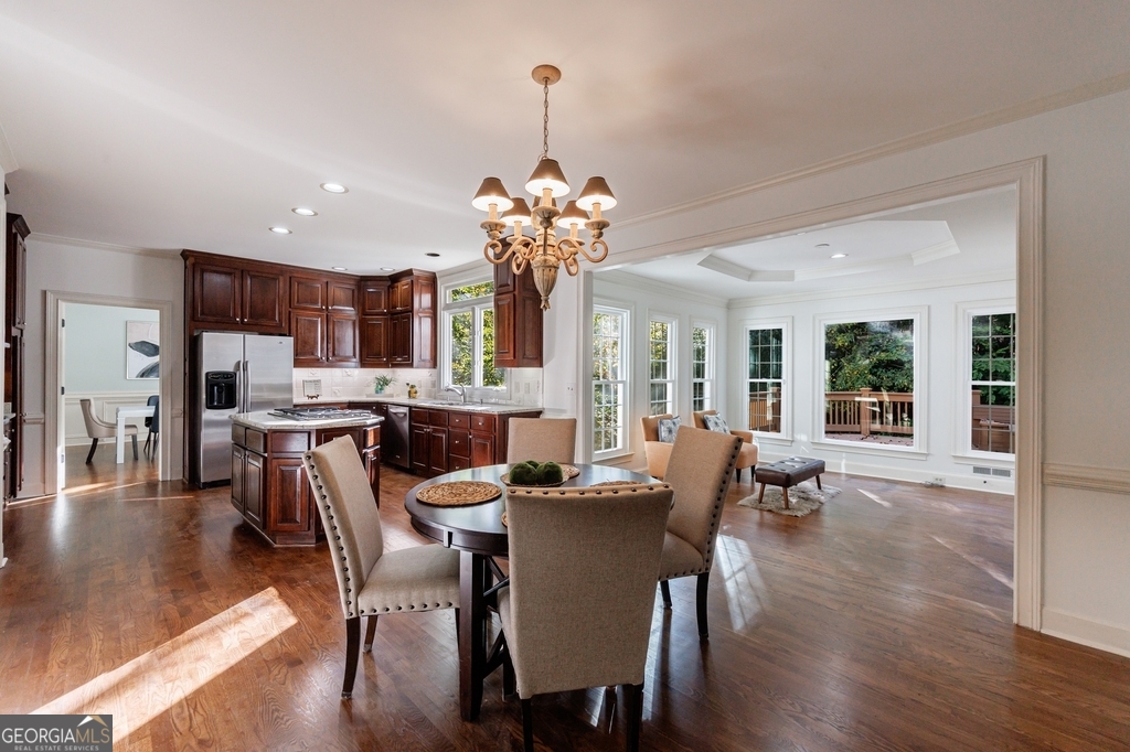 Sentinel Lake - Residential