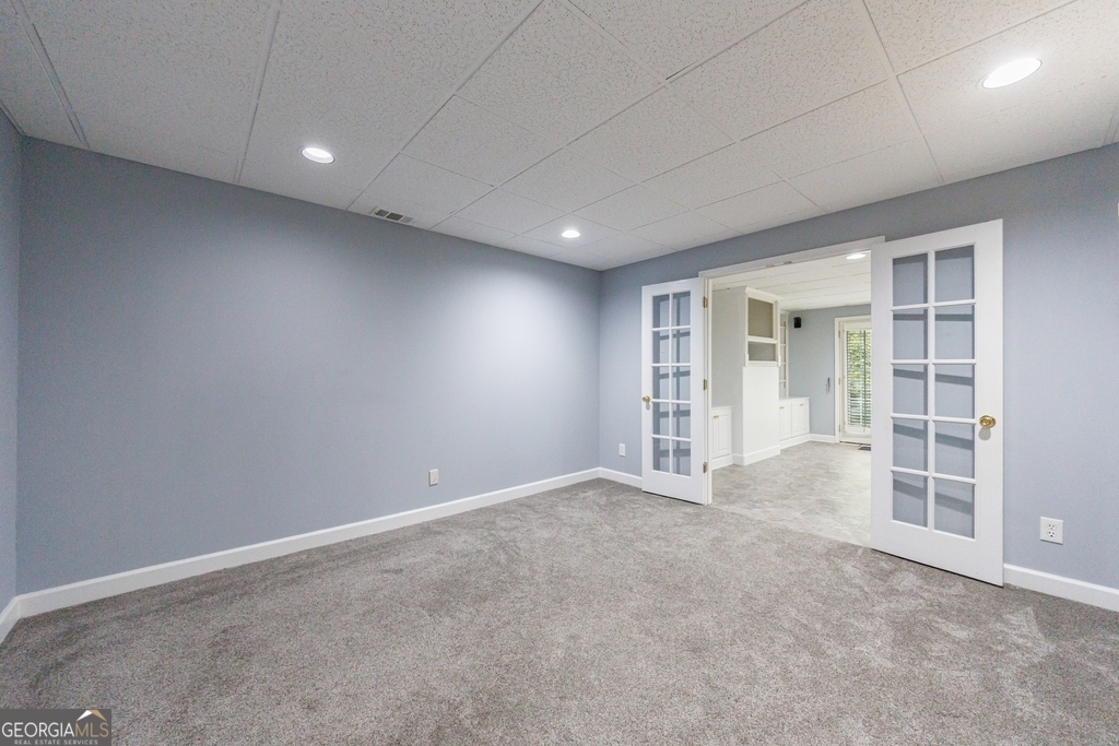 Sentinel Lake - Residential