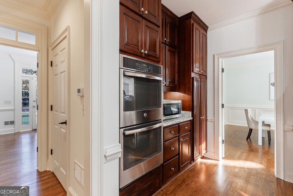 Sentinel Lake - Residential