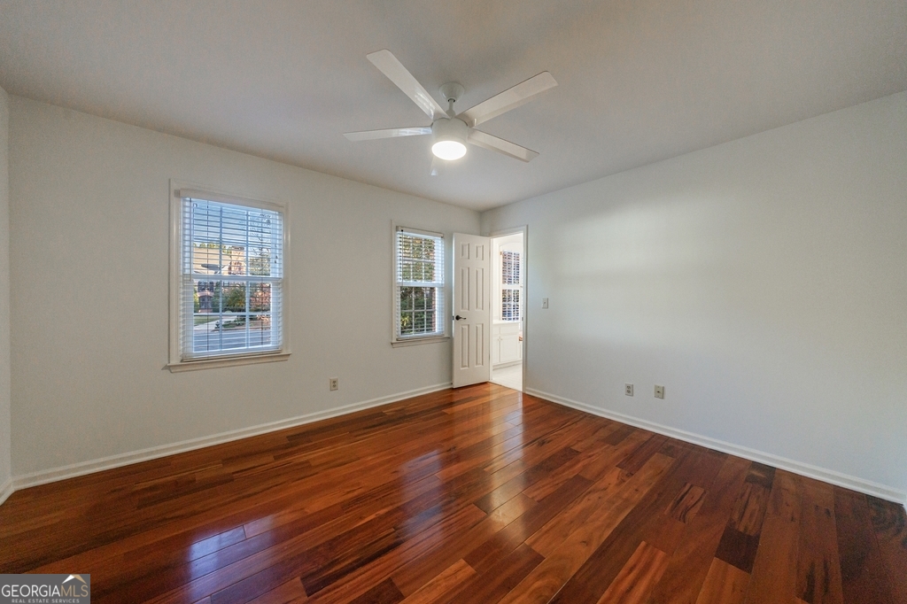 Sentinel Lake - Residential