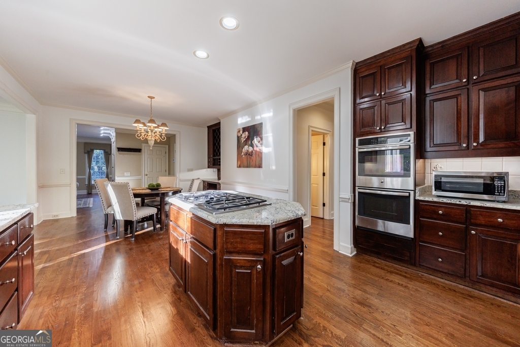 Sentinel Lake - Residential