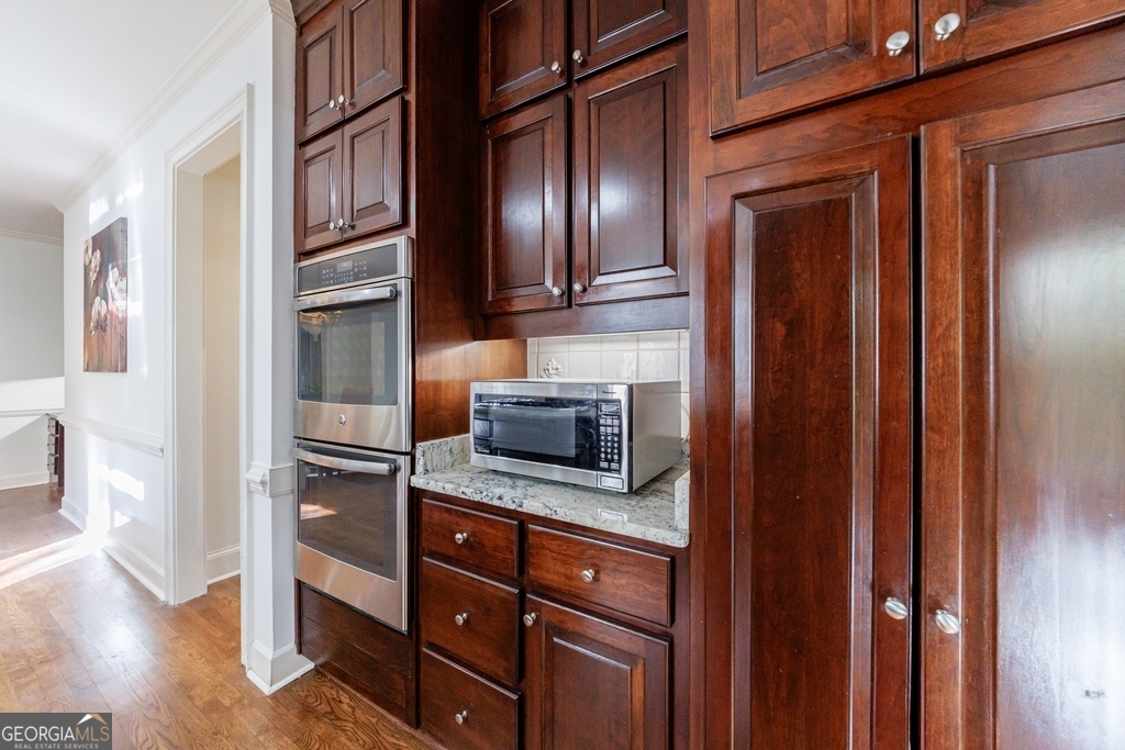 Sentinel Lake - Residential