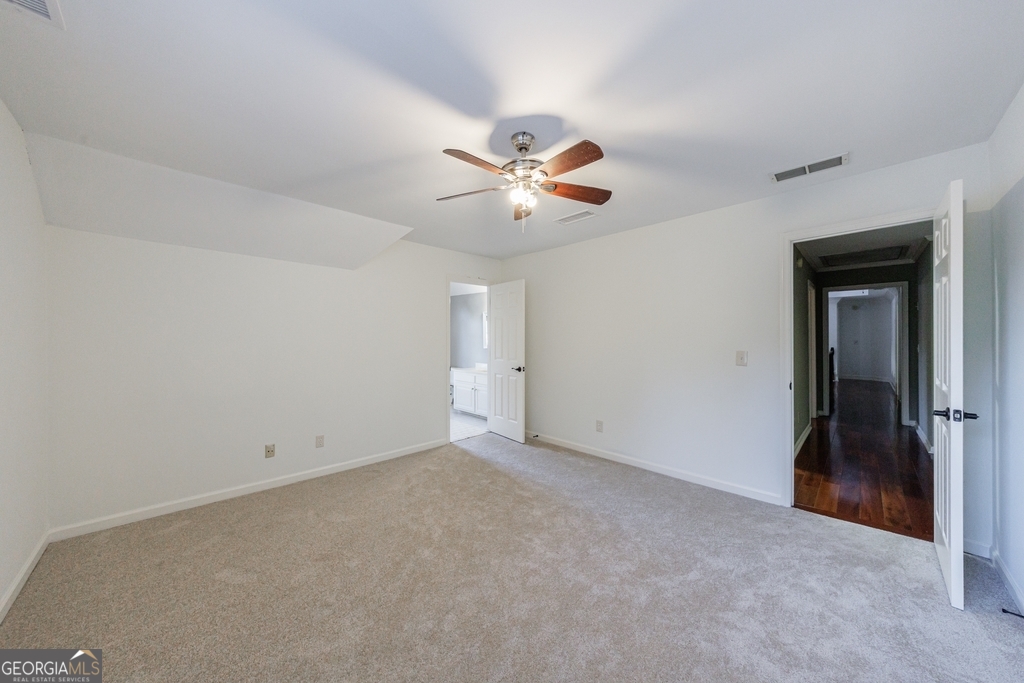 Sentinel Lake - Residential