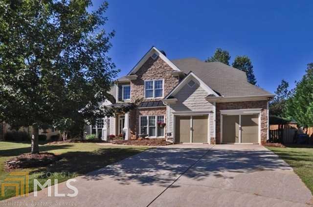 Showcase Home in Sought After Sienna Subdivision! Goregous Sunroom Addition & Outside Covered Patio W/Stone Fireplace! New Carpet & Paint throughout. Features Office/Study W/Built in Shelves & Double French Doors on Main Floor, Formal Dining Room, Entertainers Kitchen w/ Fireplace & Breakfast Area. Private Fenced Yard, Professionally Landscaped! Awesome Ammenities! Excellent Schools! Don't Miss This One!
