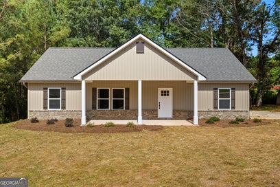 193 Tabitha Page LN Toccoa GA 30577