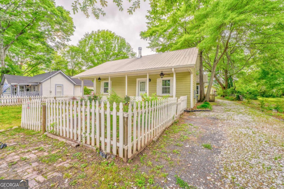 44 Fannin ST
