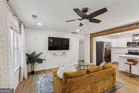 5729 Jefferson AVE Forest Park GA 30297