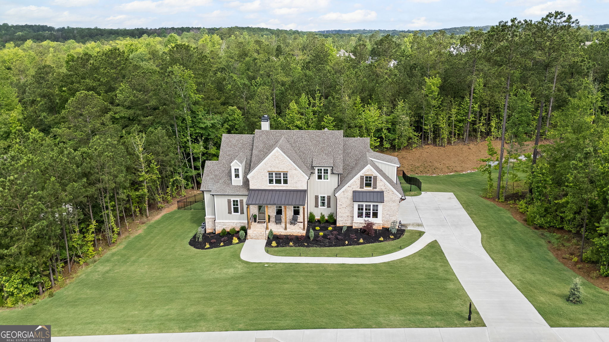 40 Fernbank WAY