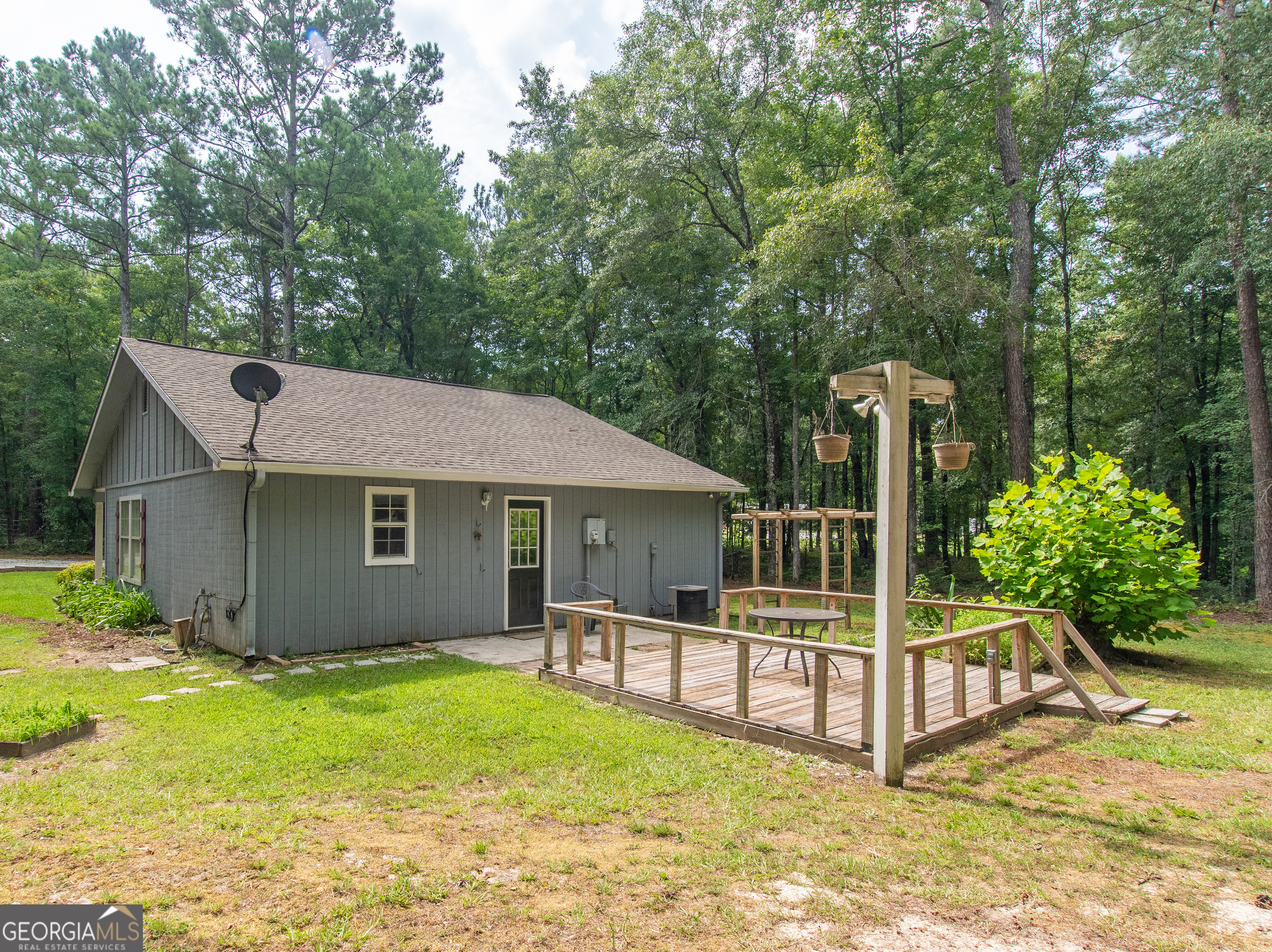 Sharpsburg, Georgia 30277, United States, 6 Bedrooms Bedrooms, ,4 BathroomsBathrooms,Residential,Active,47546