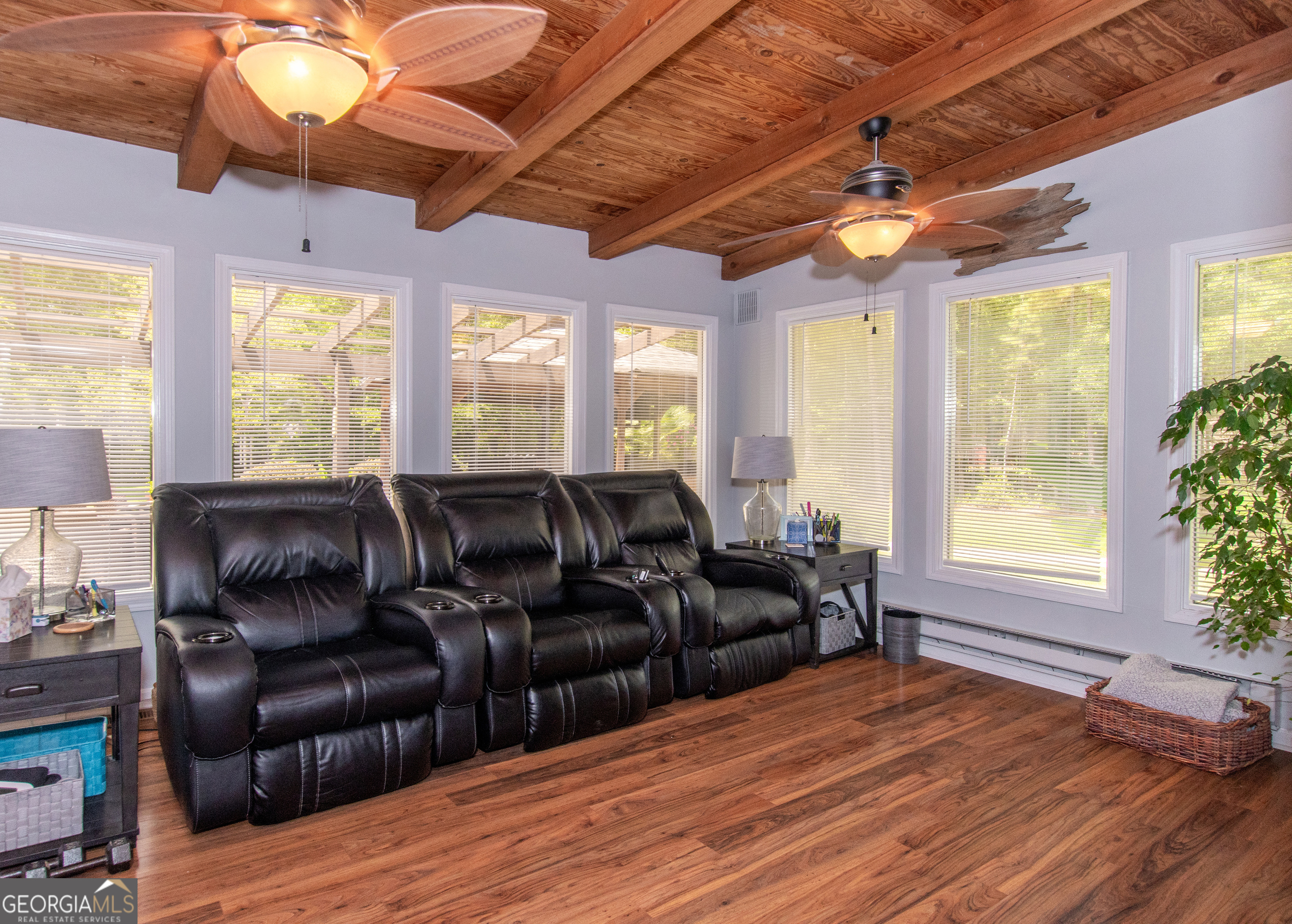 Sharpsburg, Georgia 30277, United States, 6 Bedrooms Bedrooms, ,4 BathroomsBathrooms,Residential,Active,47546