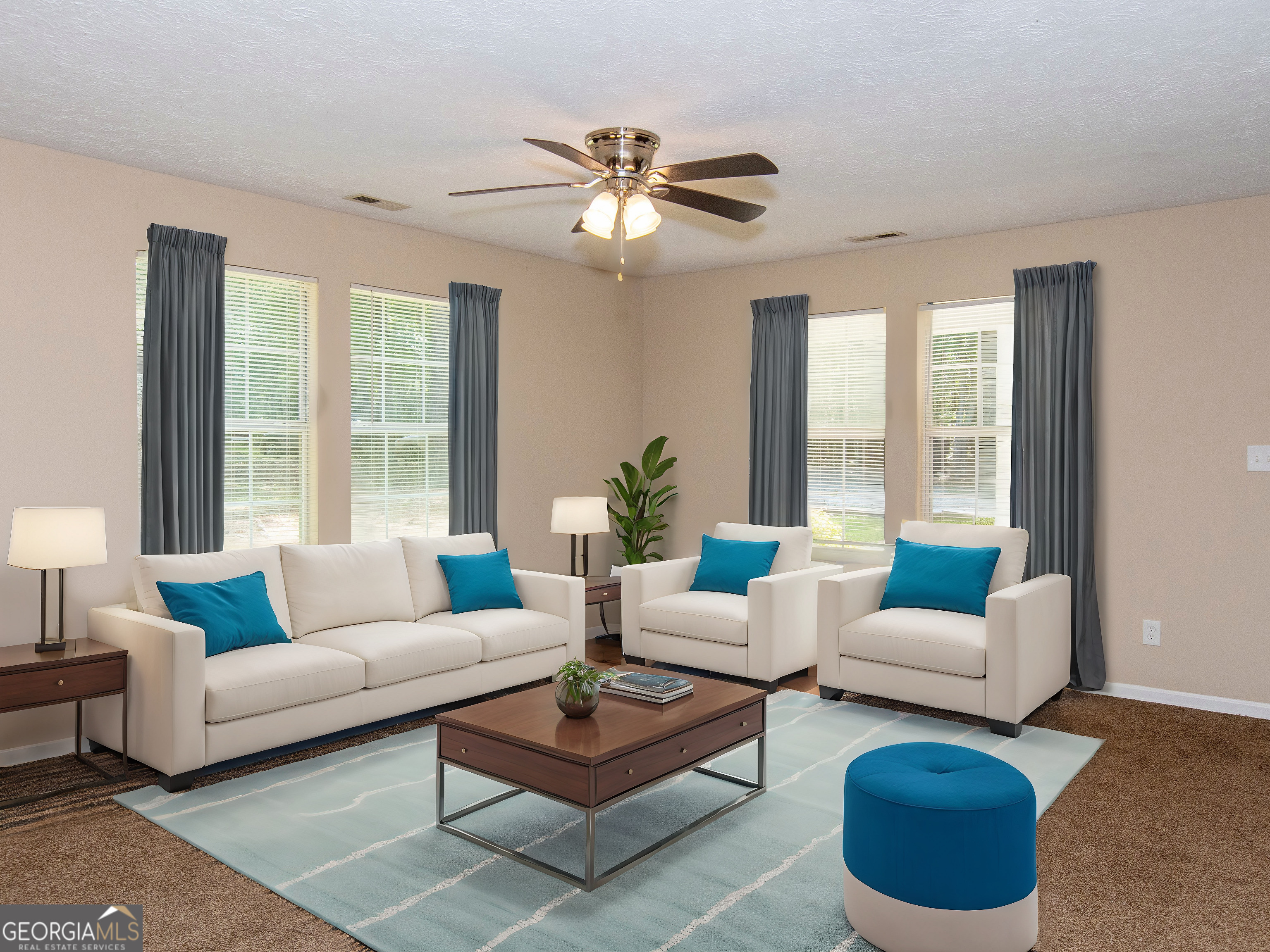 Sharpsburg, Georgia 30277, United States, 6 Bedrooms Bedrooms, ,4 BathroomsBathrooms,Residential,Active,47546