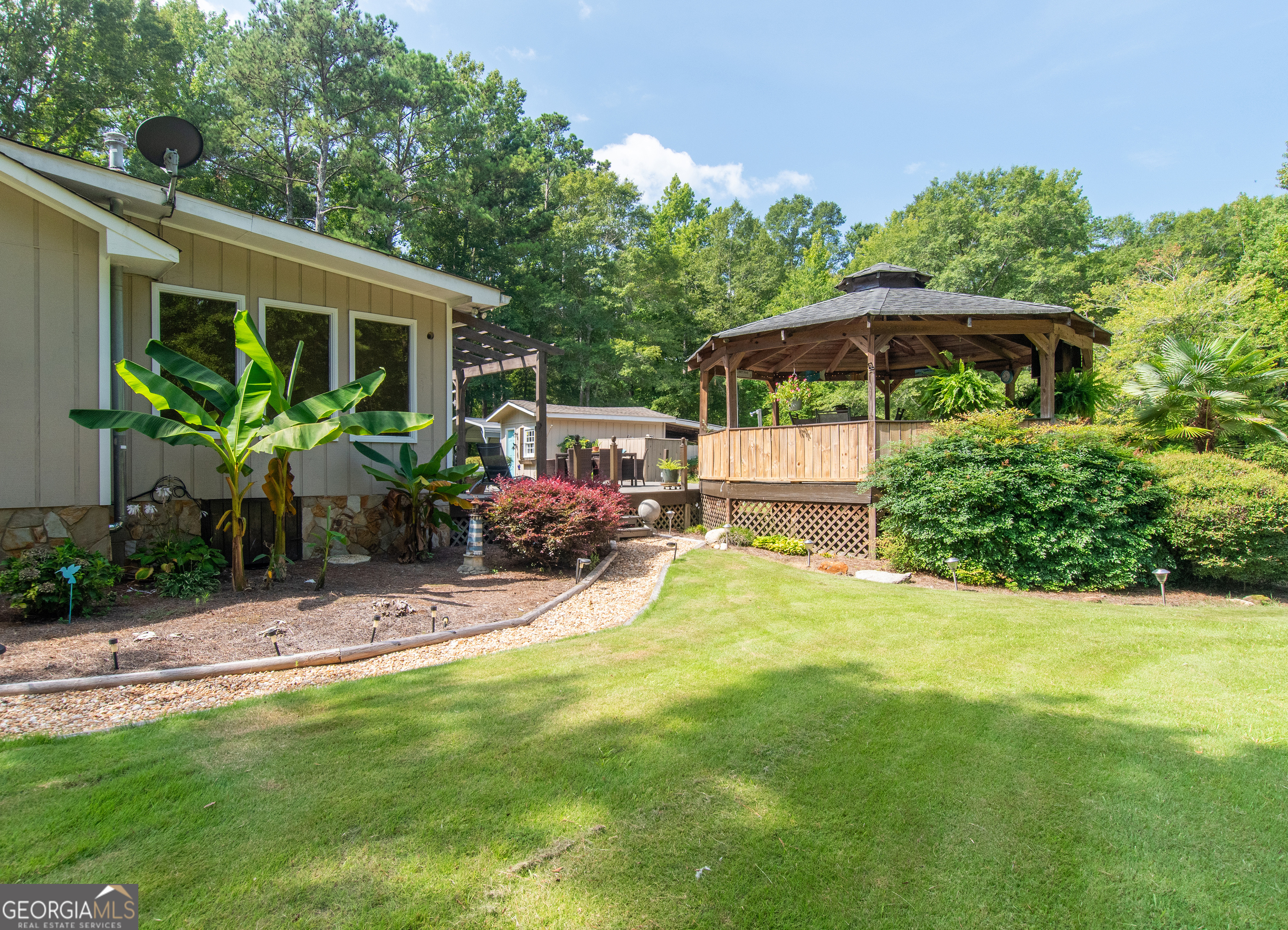 Sharpsburg, Georgia 30277, United States, 6 Bedrooms Bedrooms, ,4 BathroomsBathrooms,Residential,Active,47546