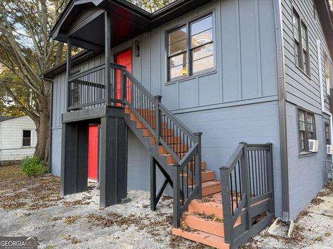 Photo of 1772 Martin Place SE, Smyrna, GA 30080 (MLS # 10659752)