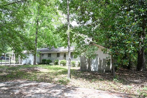 A home in Valdosta