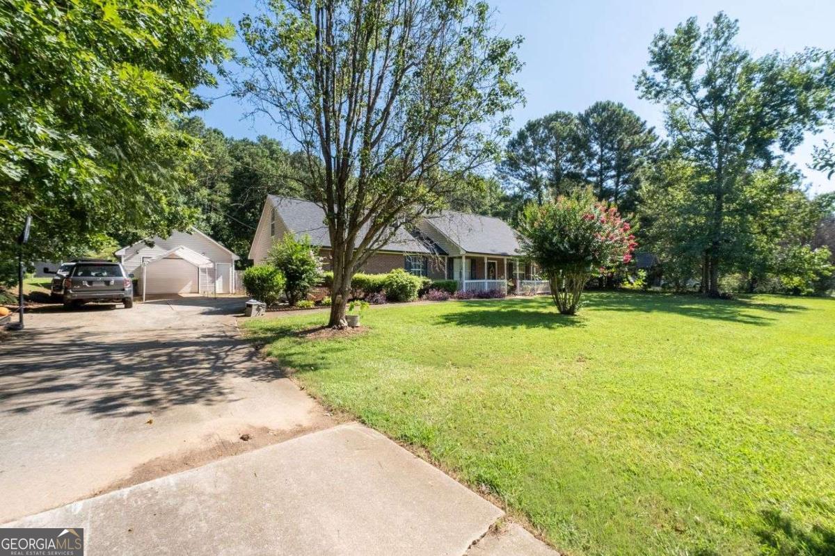 1003 Ola Dale DR