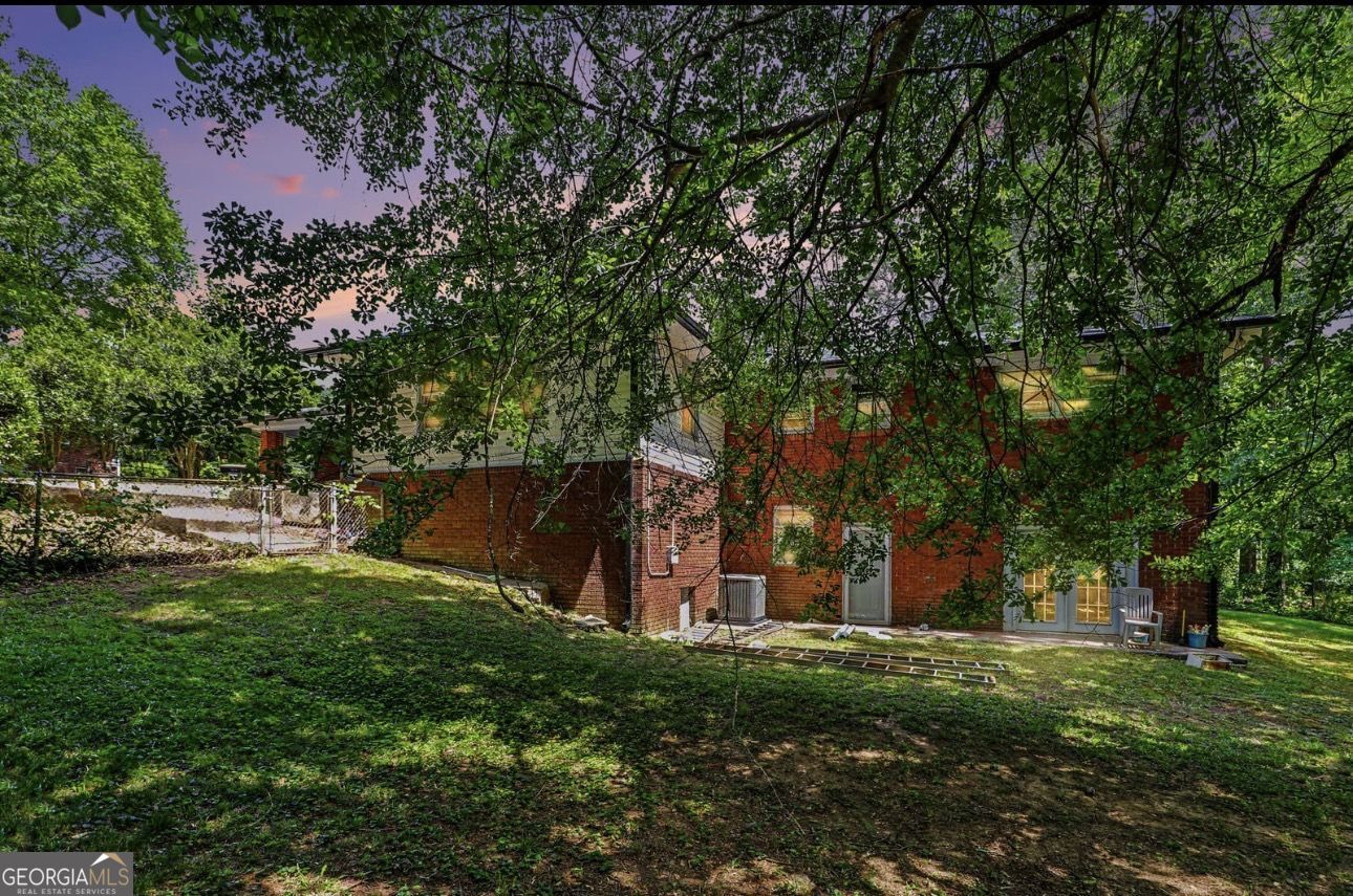 14 N Poplar ST