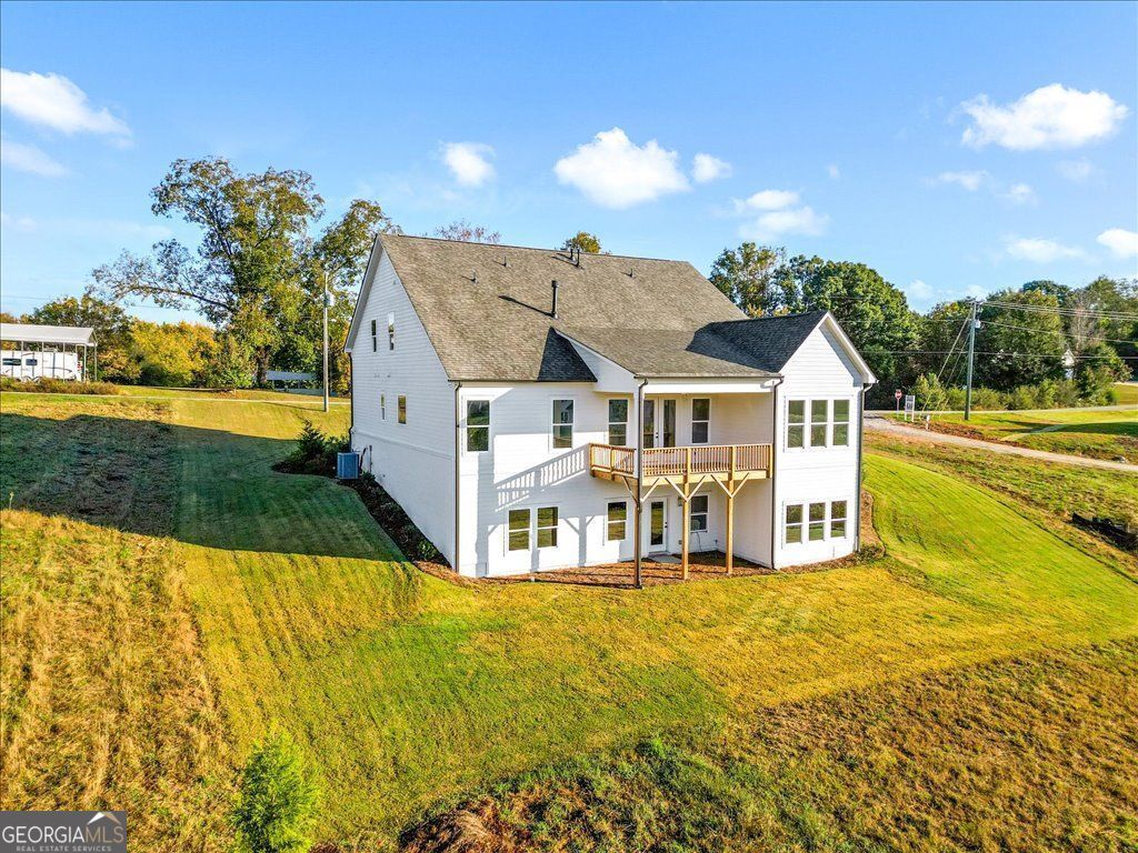 Cumming, Georgia 30028, United States, 4 Bedrooms Bedrooms, ,4 BathroomsBathrooms,Residential,Pending,200229