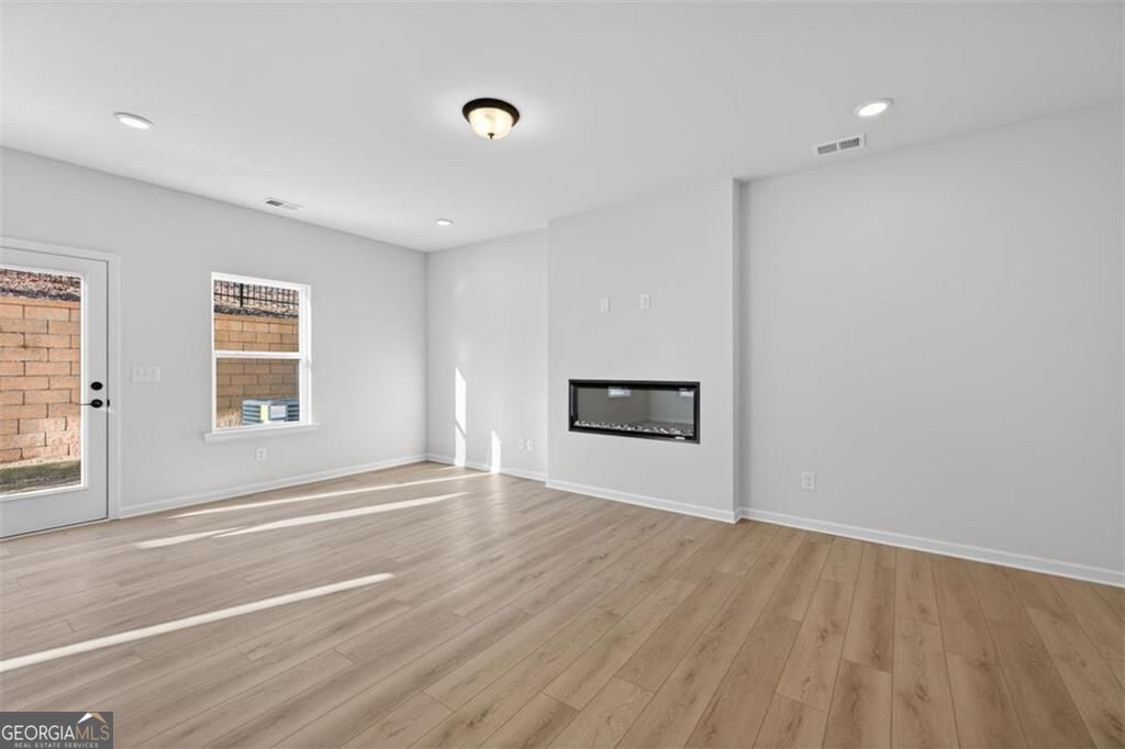 2300 Ravencliff DR 131