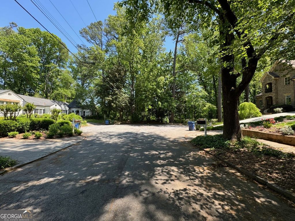 Photo of 1285 Cumberland Road NE, Atlanta, GA 30306 (MLS # 10729912)
