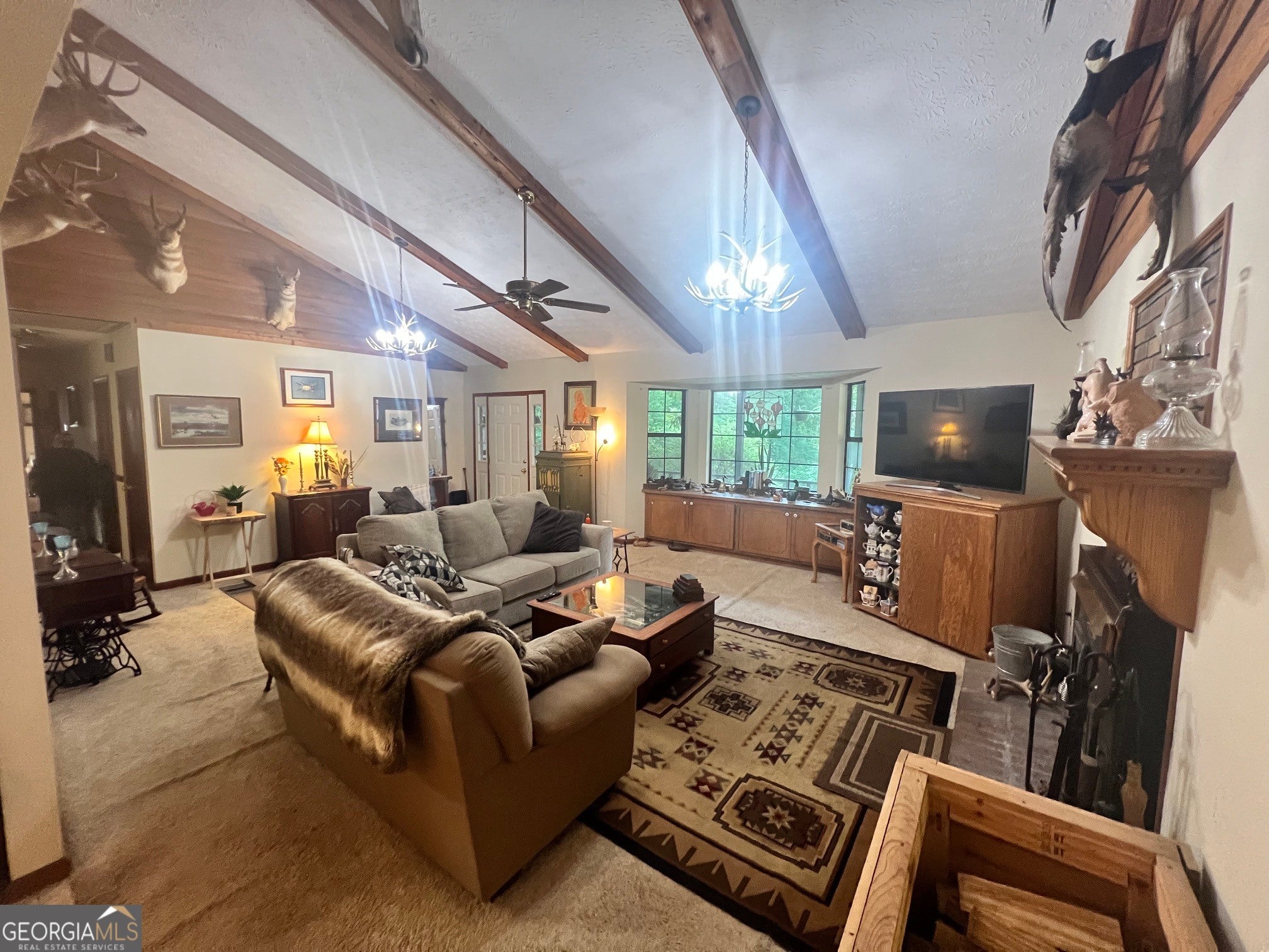 3115 East Fairview RD