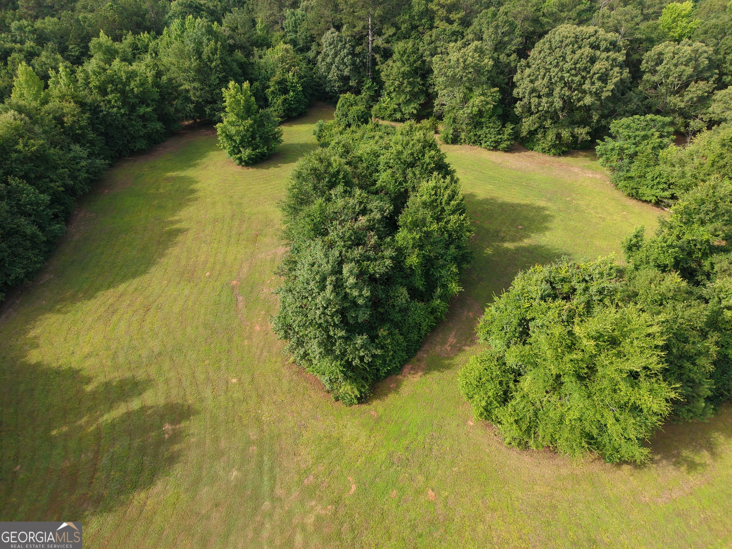 3115 East Fairview RD