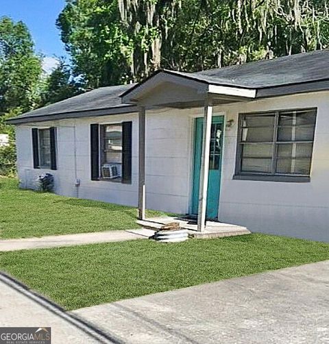 2214 Shell RD Savannah GA 31404