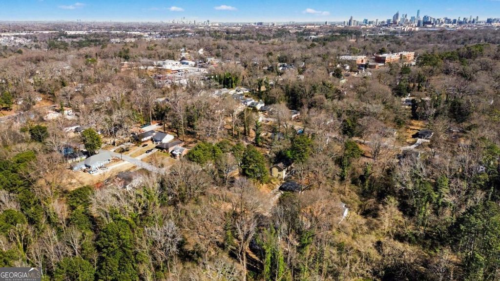 Photo of 674 Alta Place NW, Atlanta, GA 30318 (MLS # 10694025)