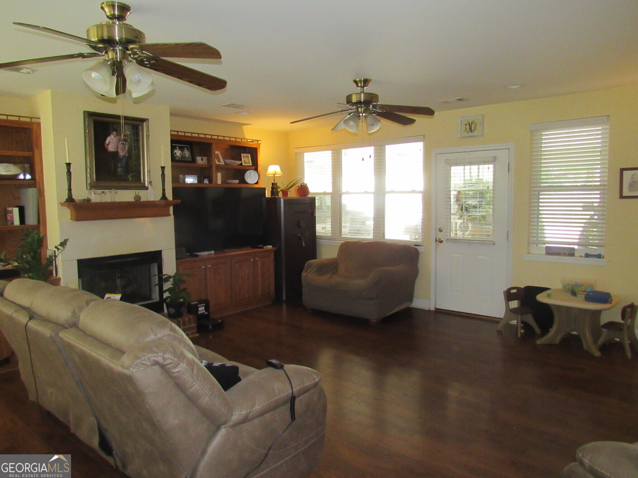 225 Lake Joy RD