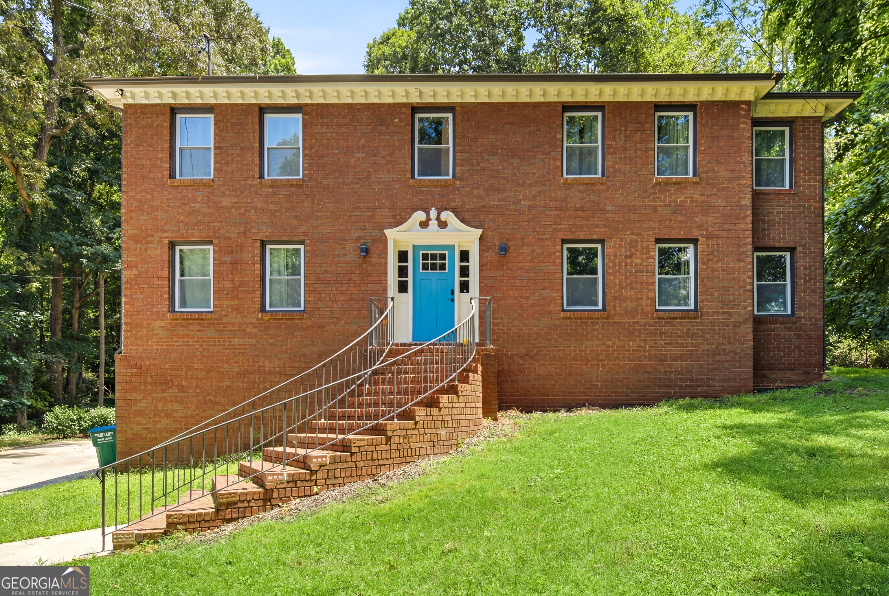 Photo 1 of 43 — 3556 Hadley PL, Snellville, GA 30039