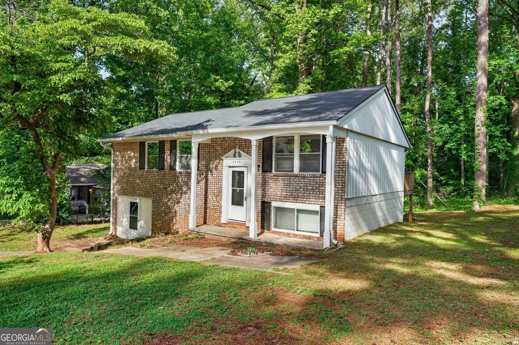 Photo of 6444 Fleur De Lis Drive, Morrow, GA 30260 (MLS # 10758414)