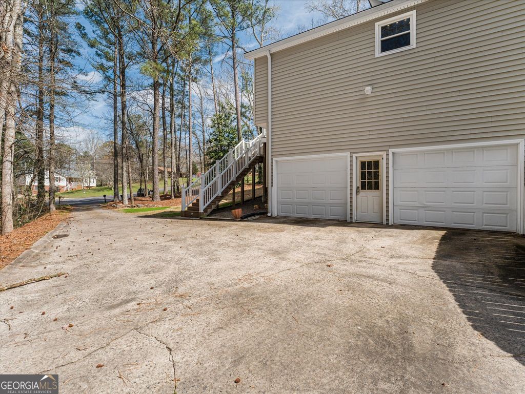 Photo of 437 Sweetgum Drive, Woodstock, GA 30188 (MLS # 10709880)