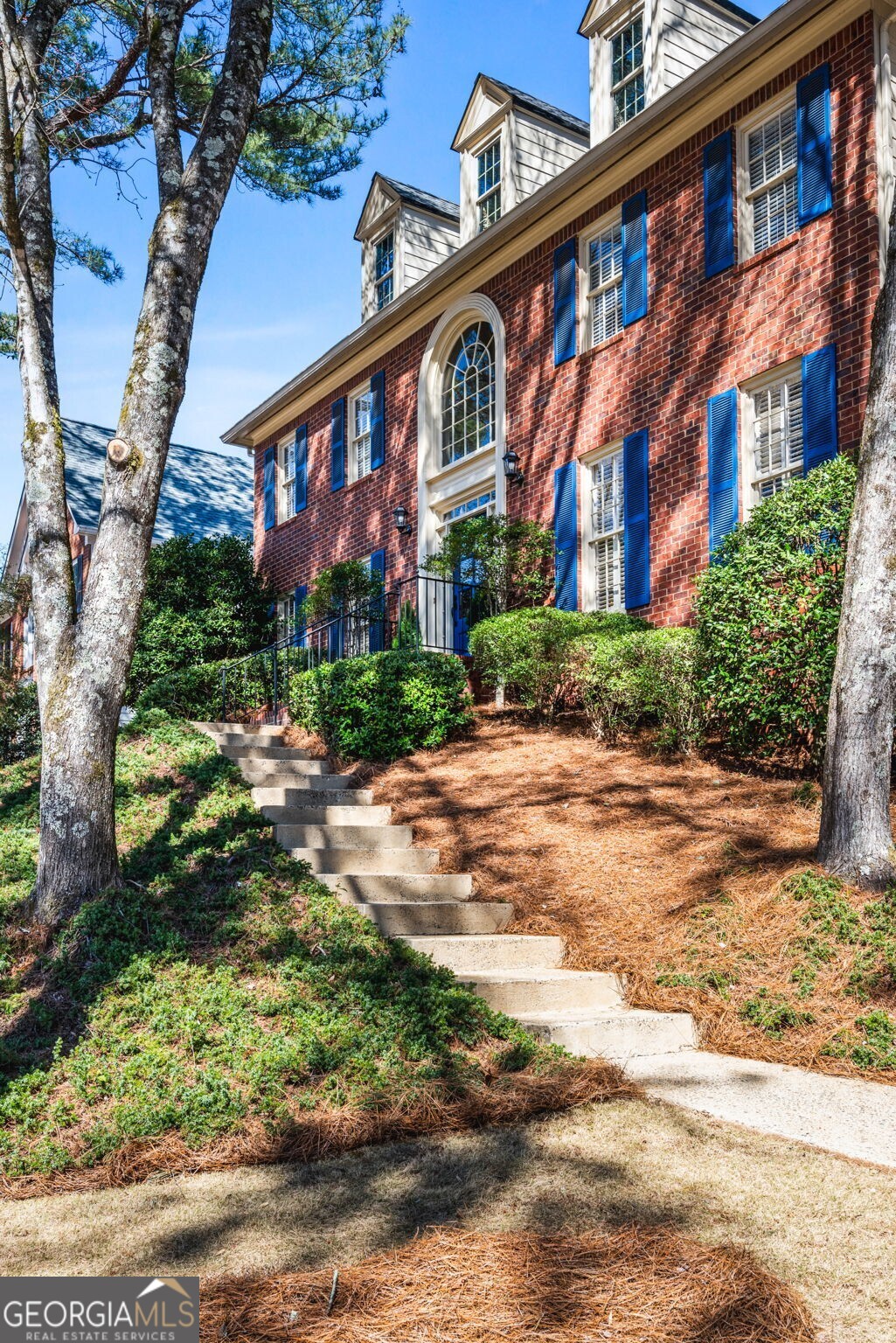4506 Westcliff TRCE NE