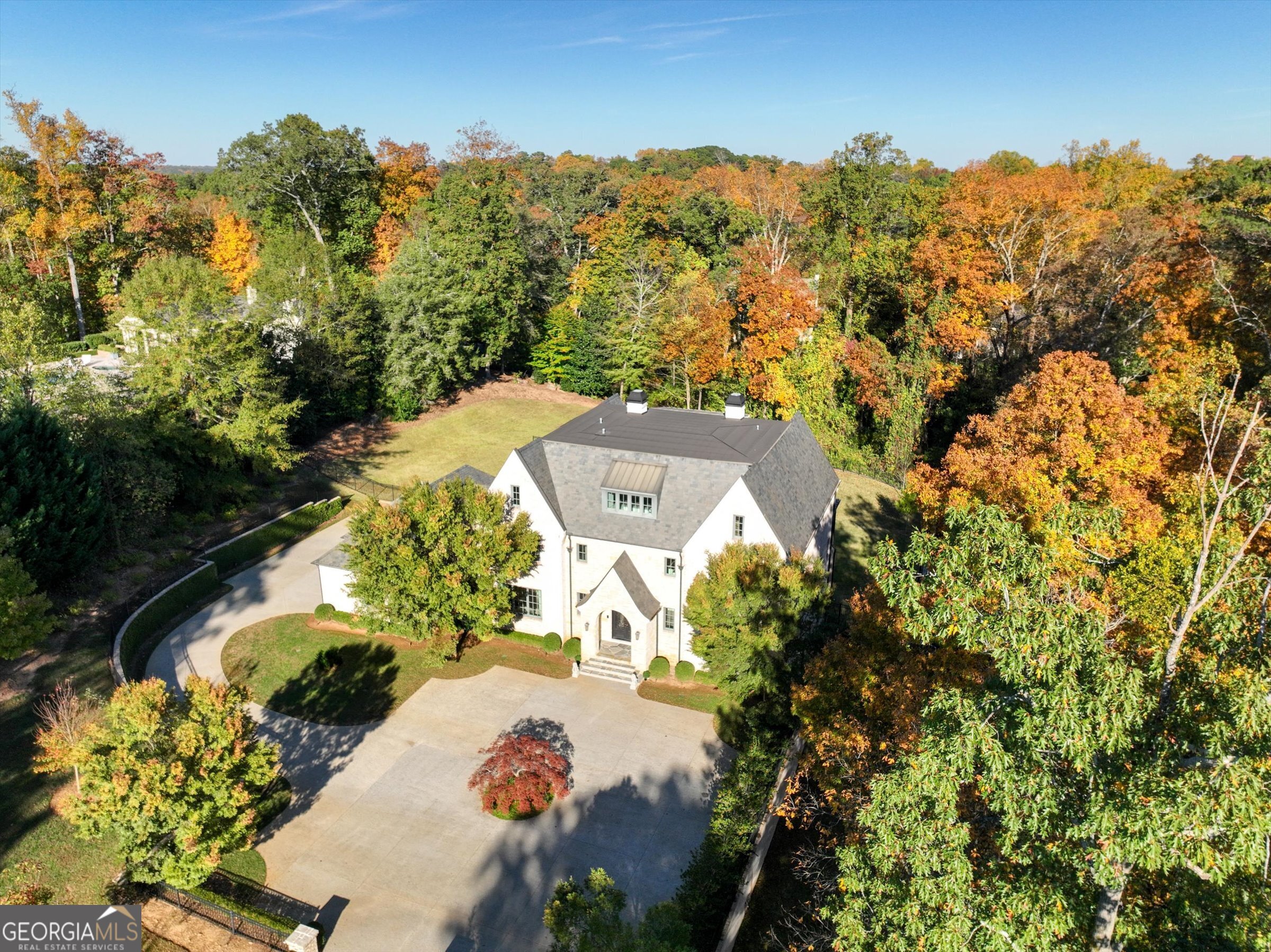 Tuxedo Park - Residential