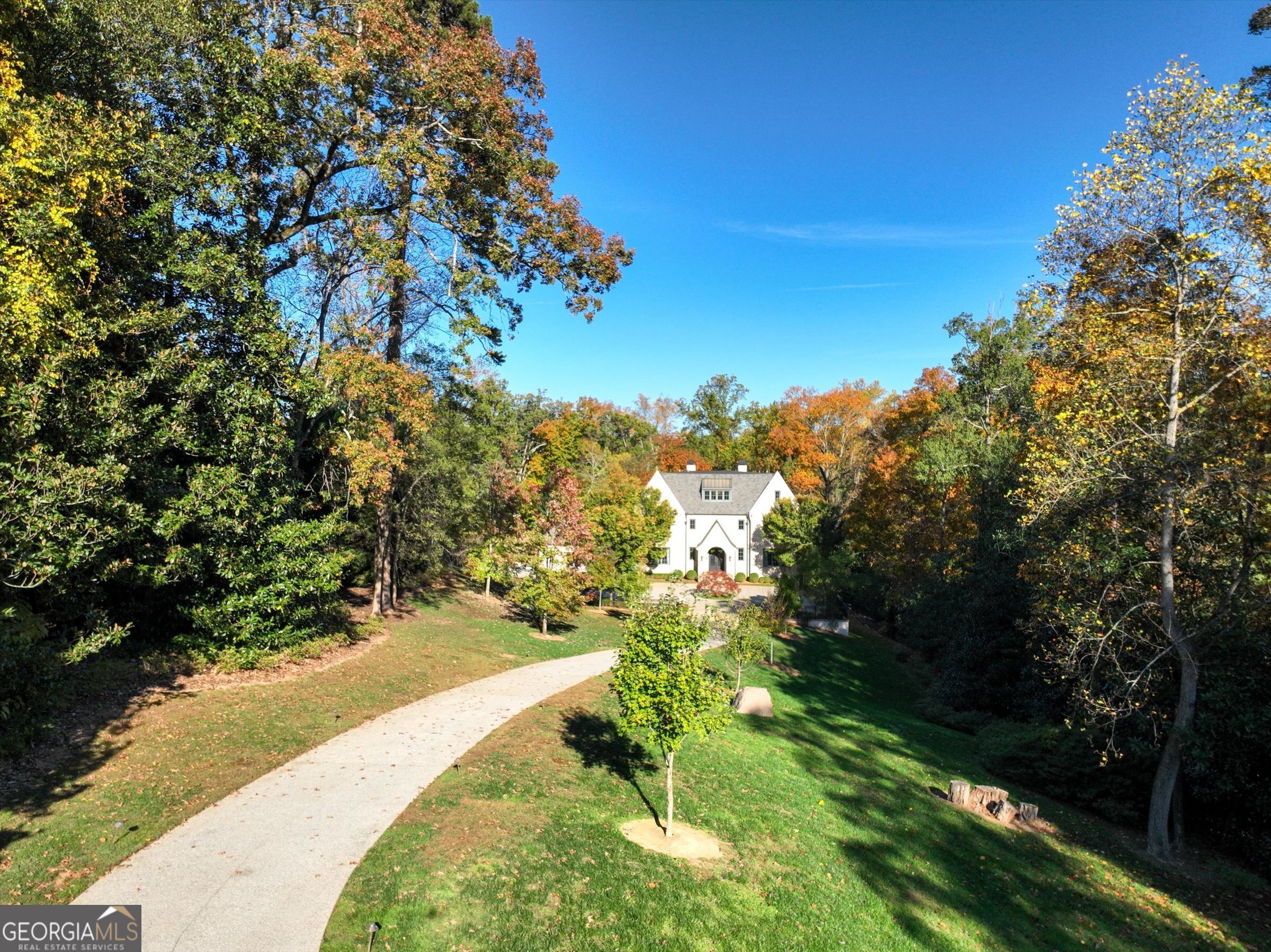 Tuxedo Park - Residential