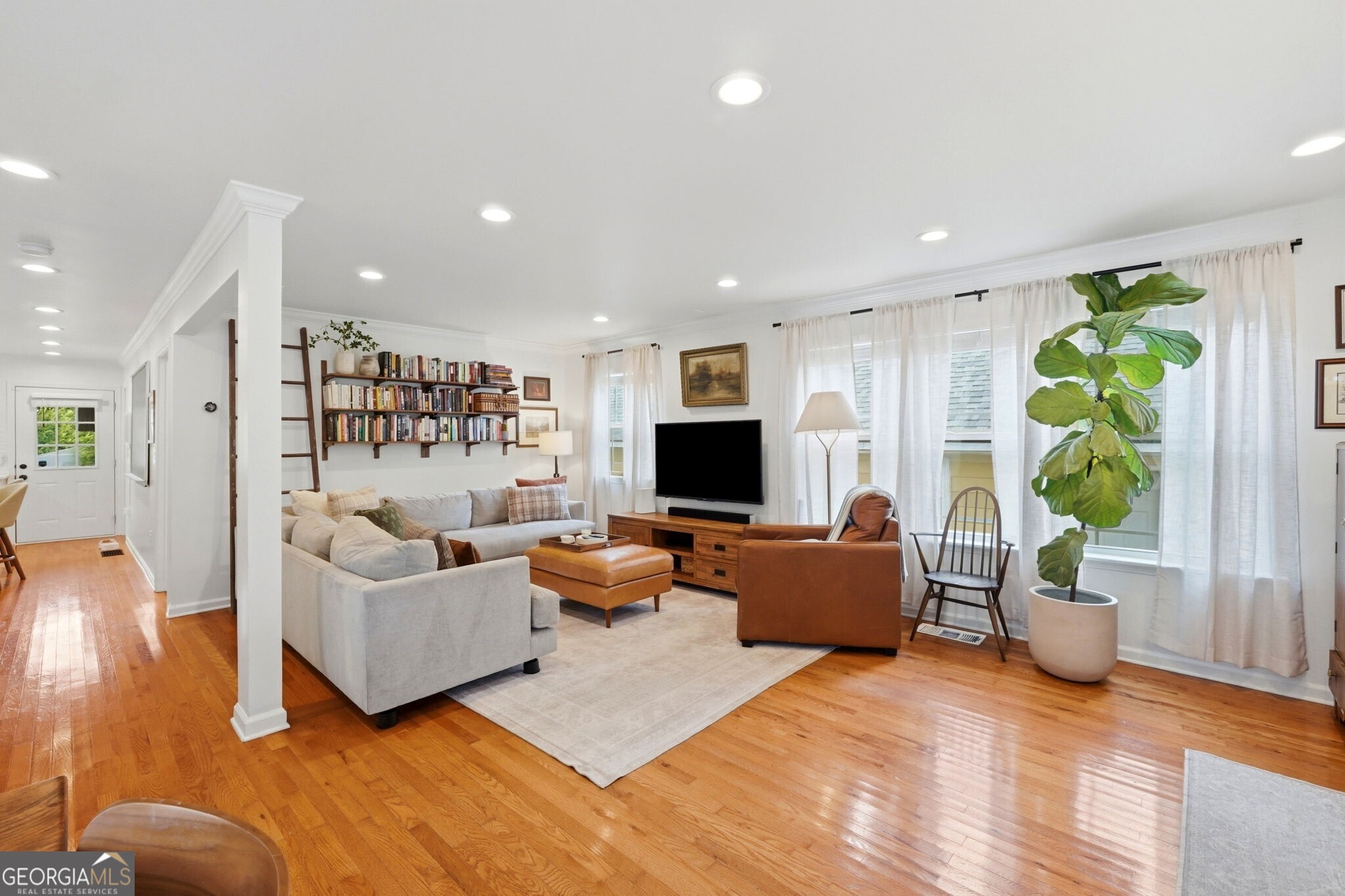 779 Grant TER SE