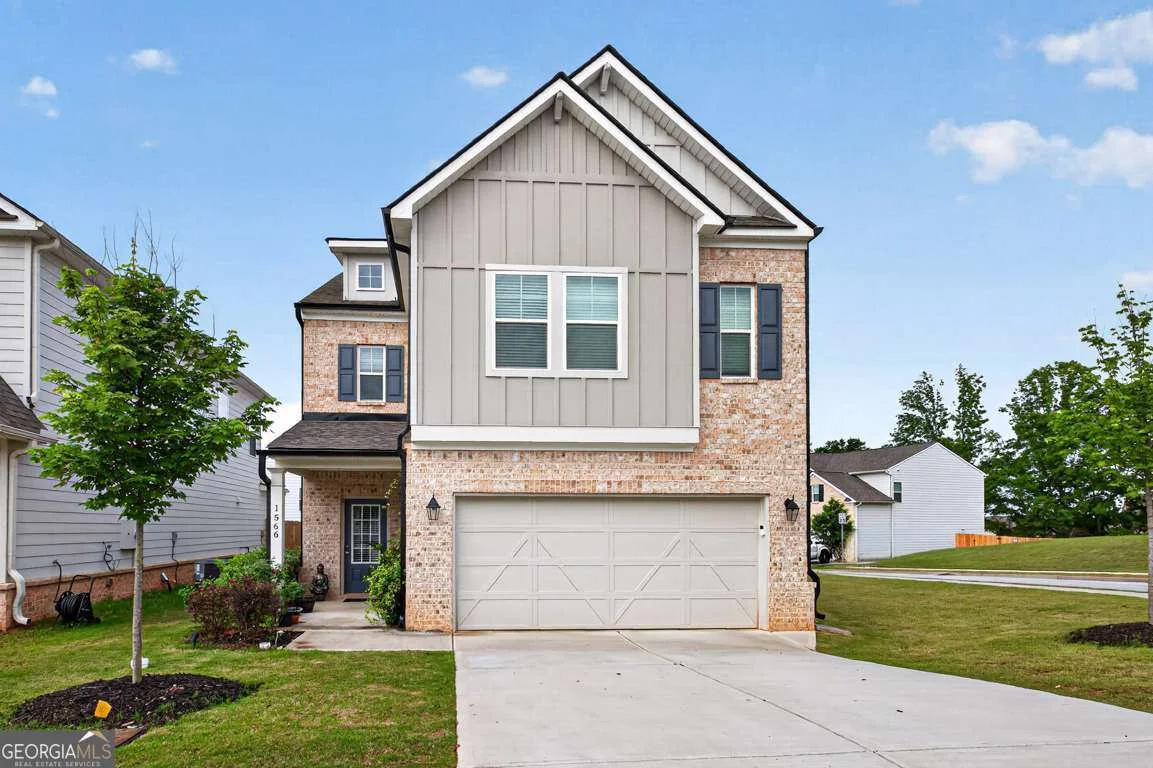1566 Winding Ridge Trail