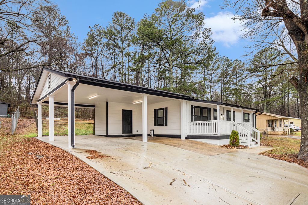 Photo of 31 Habersham Circle NE, Cartersville, GA 30121 (MLS # 10672206)