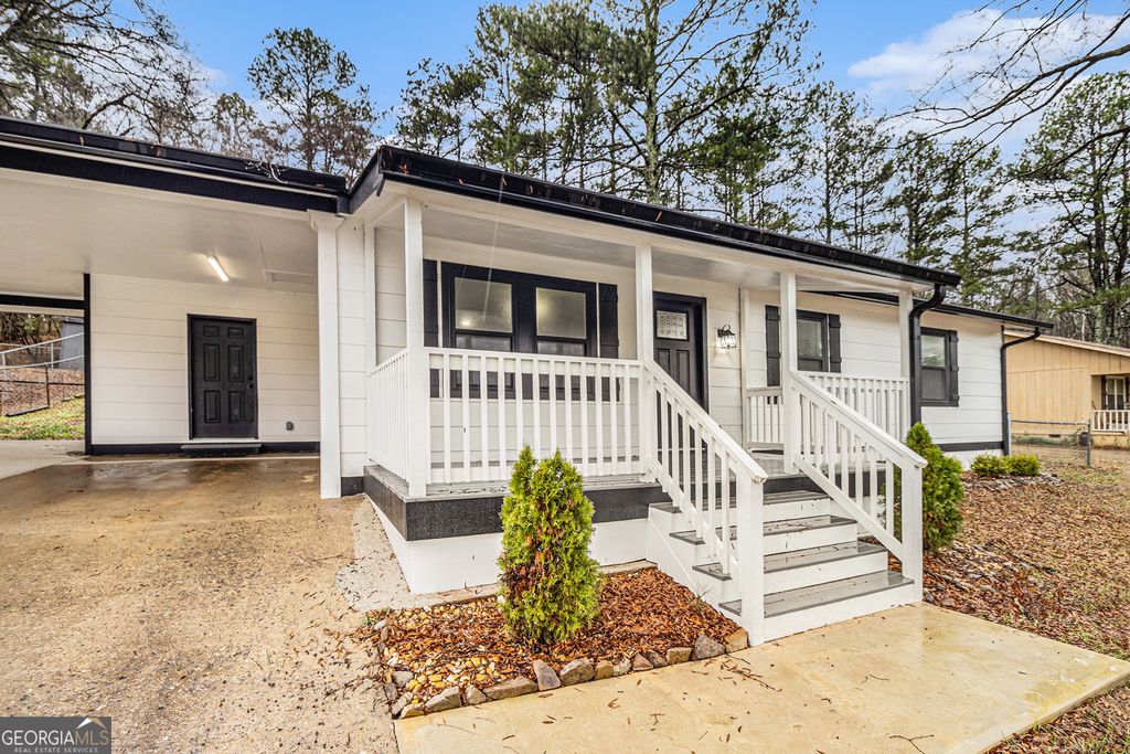 Photo of 31 Habersham Circle NE, Cartersville, GA 30121 (MLS # 10672206)