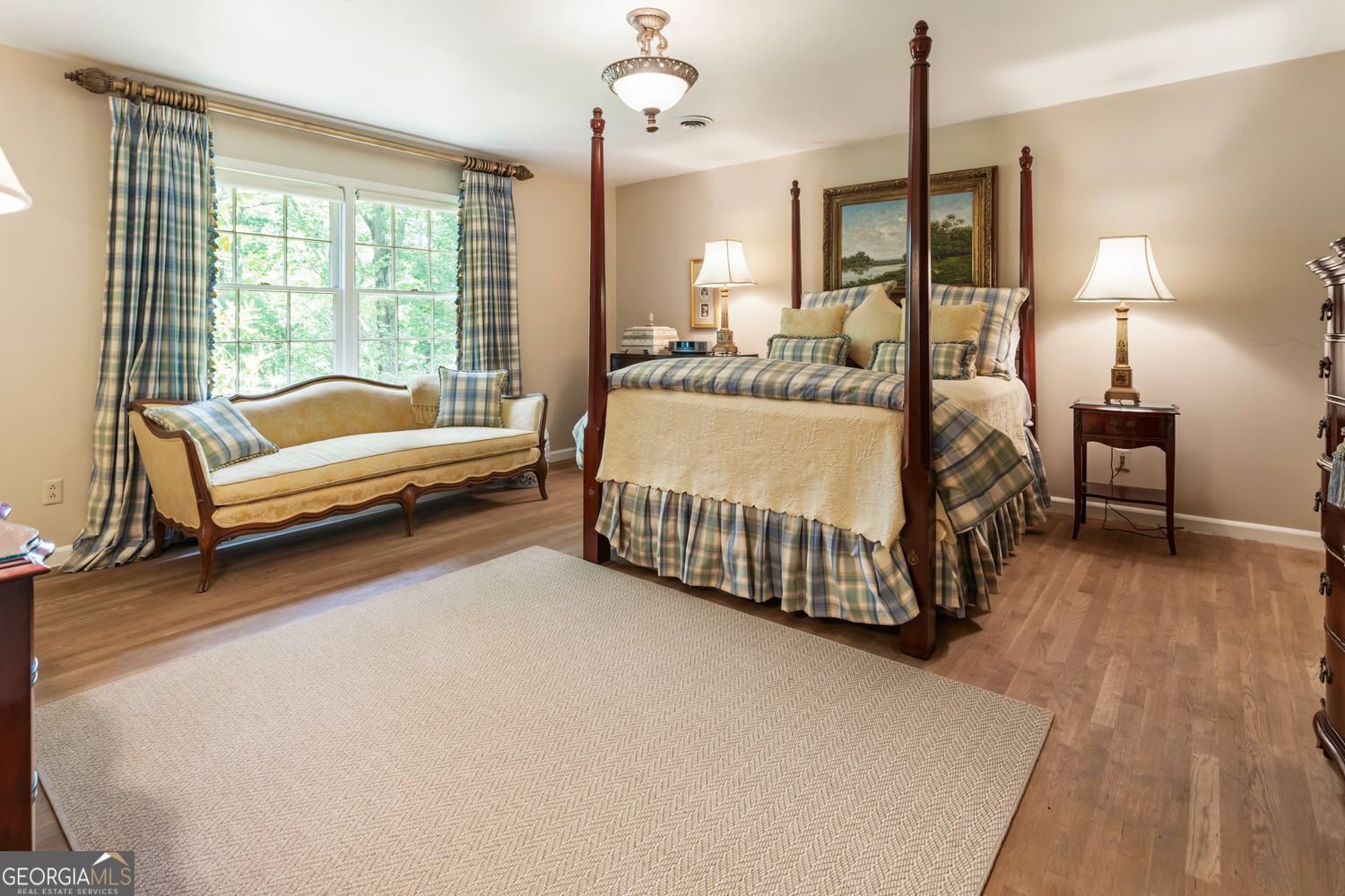 ATLANTA COUNTRY CLUB - Residential