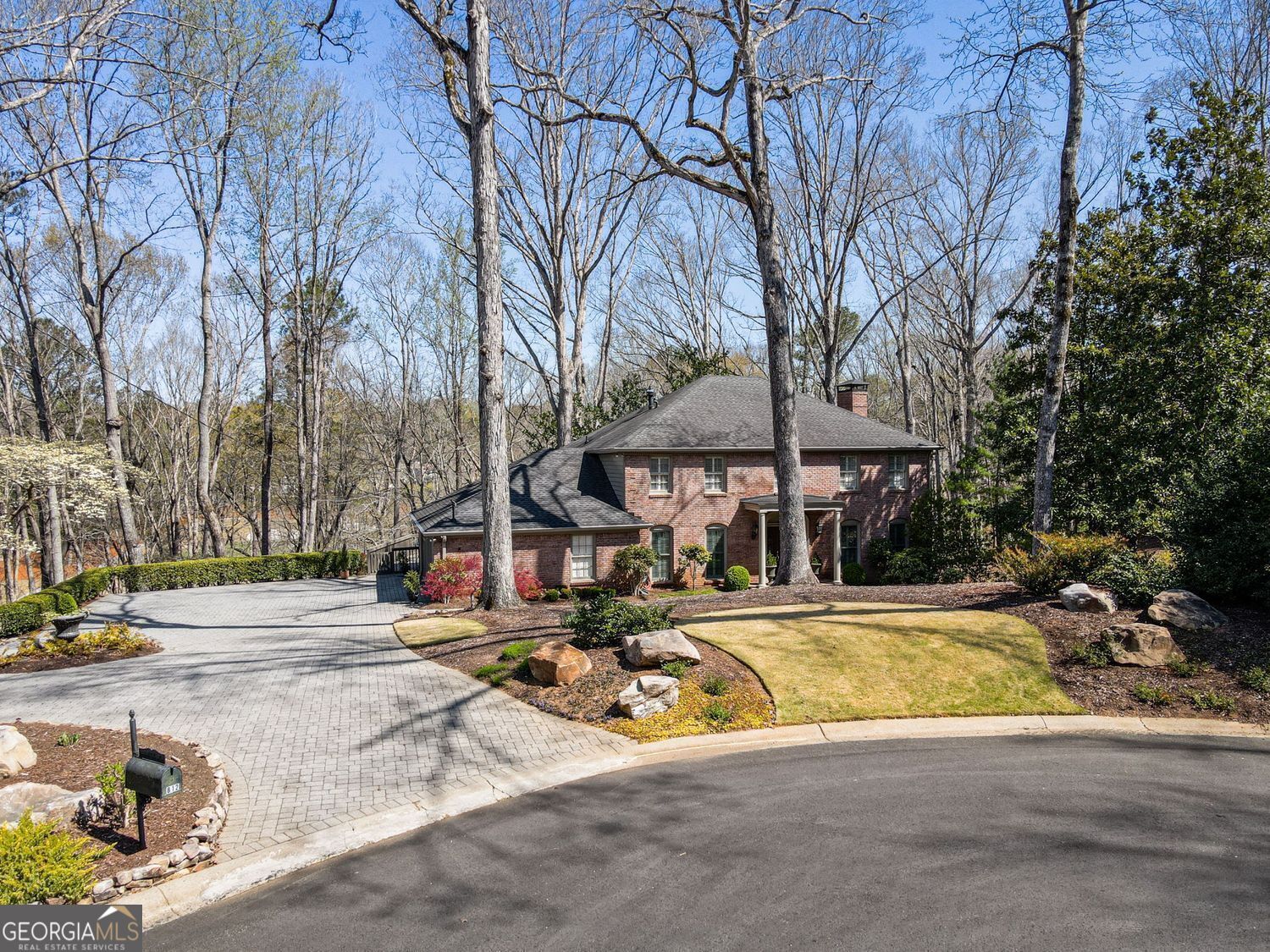 ATLANTA COUNTRY CLUB - Residential