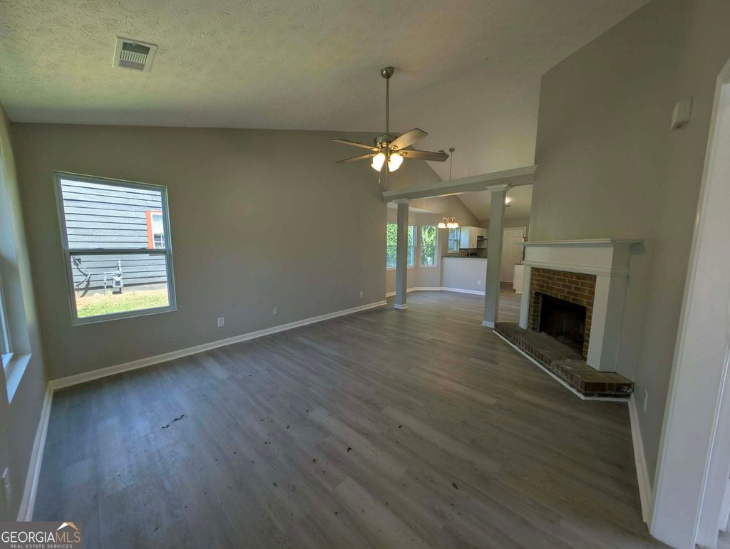 Photo of 156 Crystal Brook, Griffin, GA 30223 (MLS # 10736455)