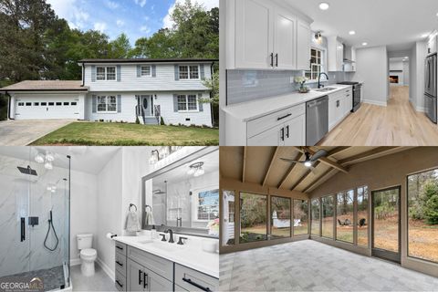 2802 Lakeview CT Buford GA 30519