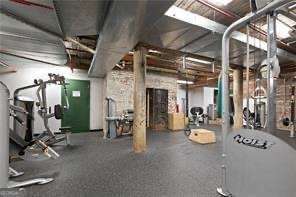 170 Boulevard SE H421