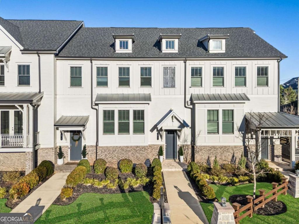 Photo of 3822 Heritage Walk, Milton, GA 30009 (MLS # 10673798)