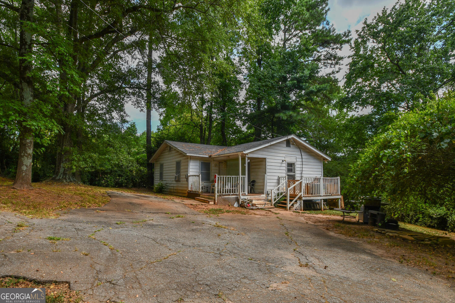 2427 Candler RD