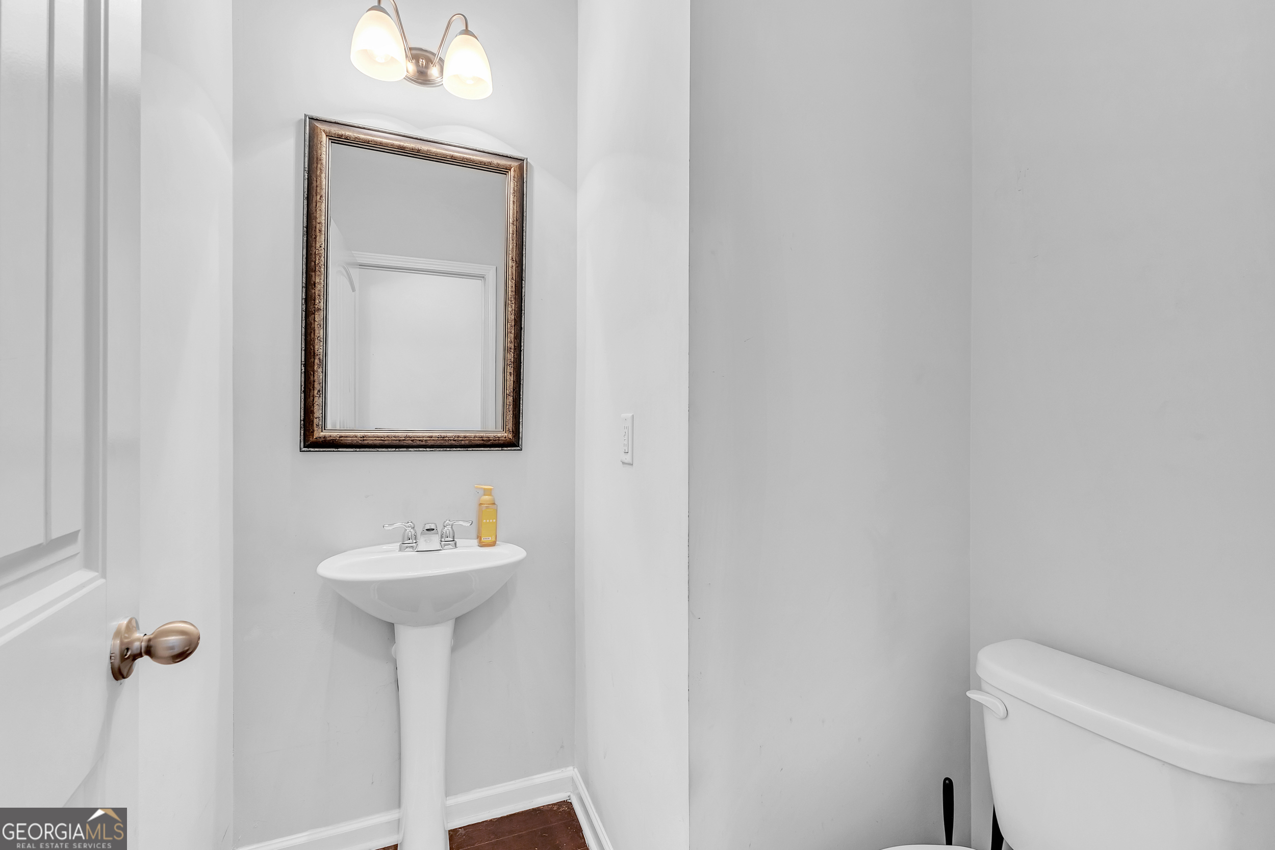 Union City, Georgia 30291, United States, 3 Bedrooms Bedrooms, ,3 BathroomsBathrooms,Residential,Pending,18118