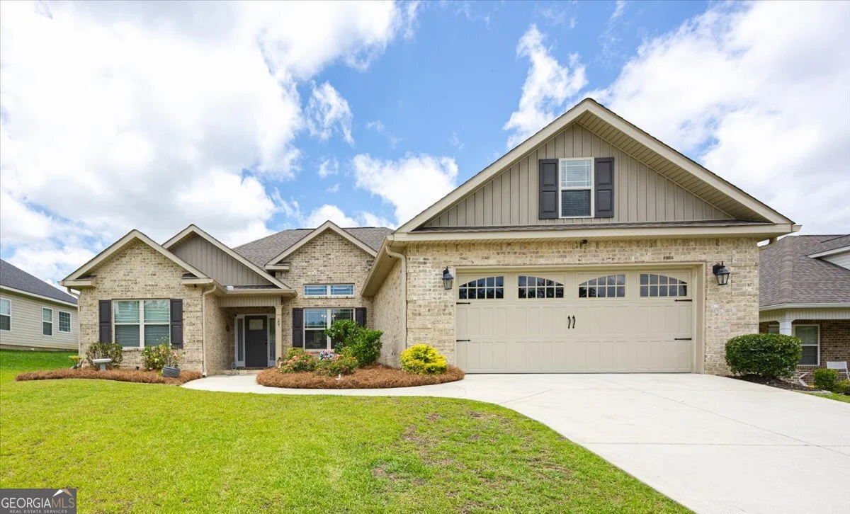 207 Creek Ridge Drive